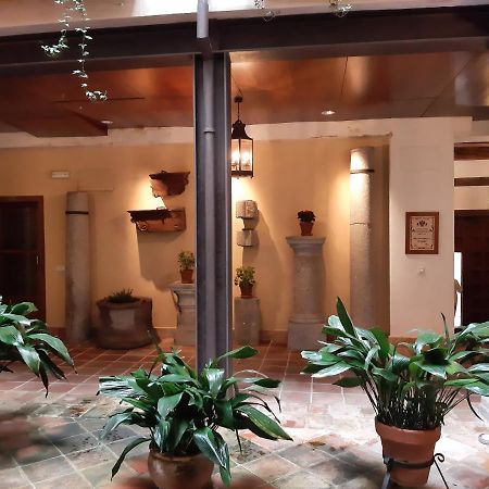 Apartamentos Nuncio Viejo Толедо Экстерьер фото